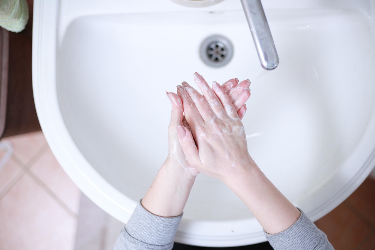 使用期限が過ぎた育毛剤は使っても大丈夫？